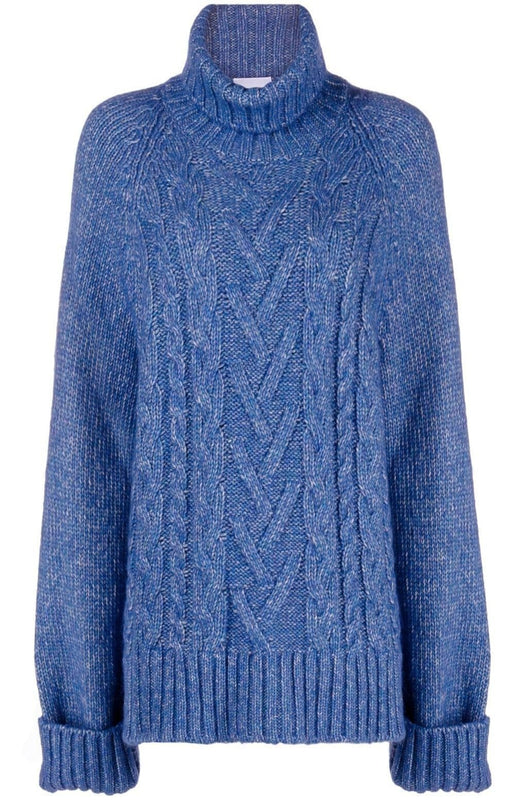 Oversized cable-knit jumper