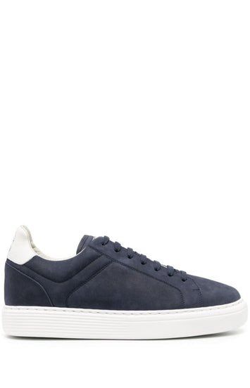 Low-top sneakers