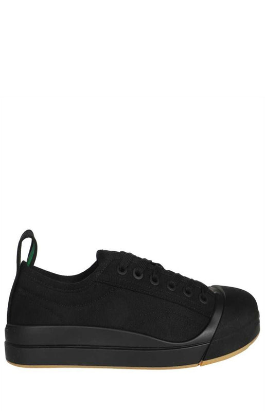 Low-top Vulcan Sneakers In Black