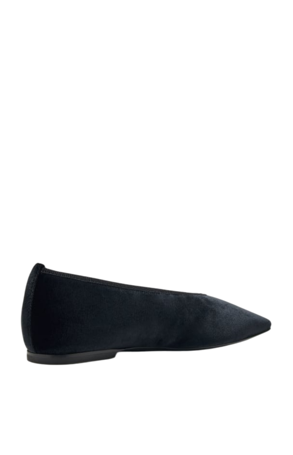 Minimalist velvet ballerinas