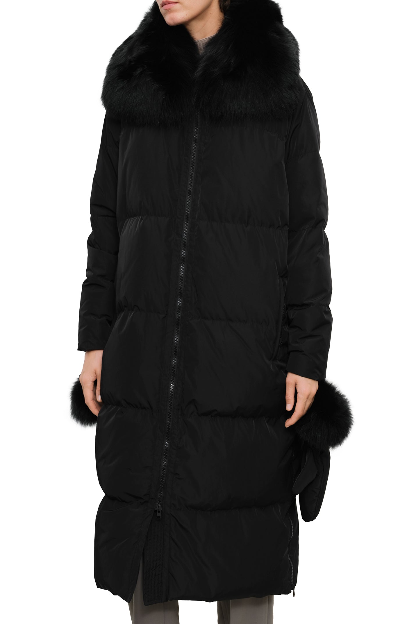 Load image into Gallery viewer, Long down jacket in technical fabric