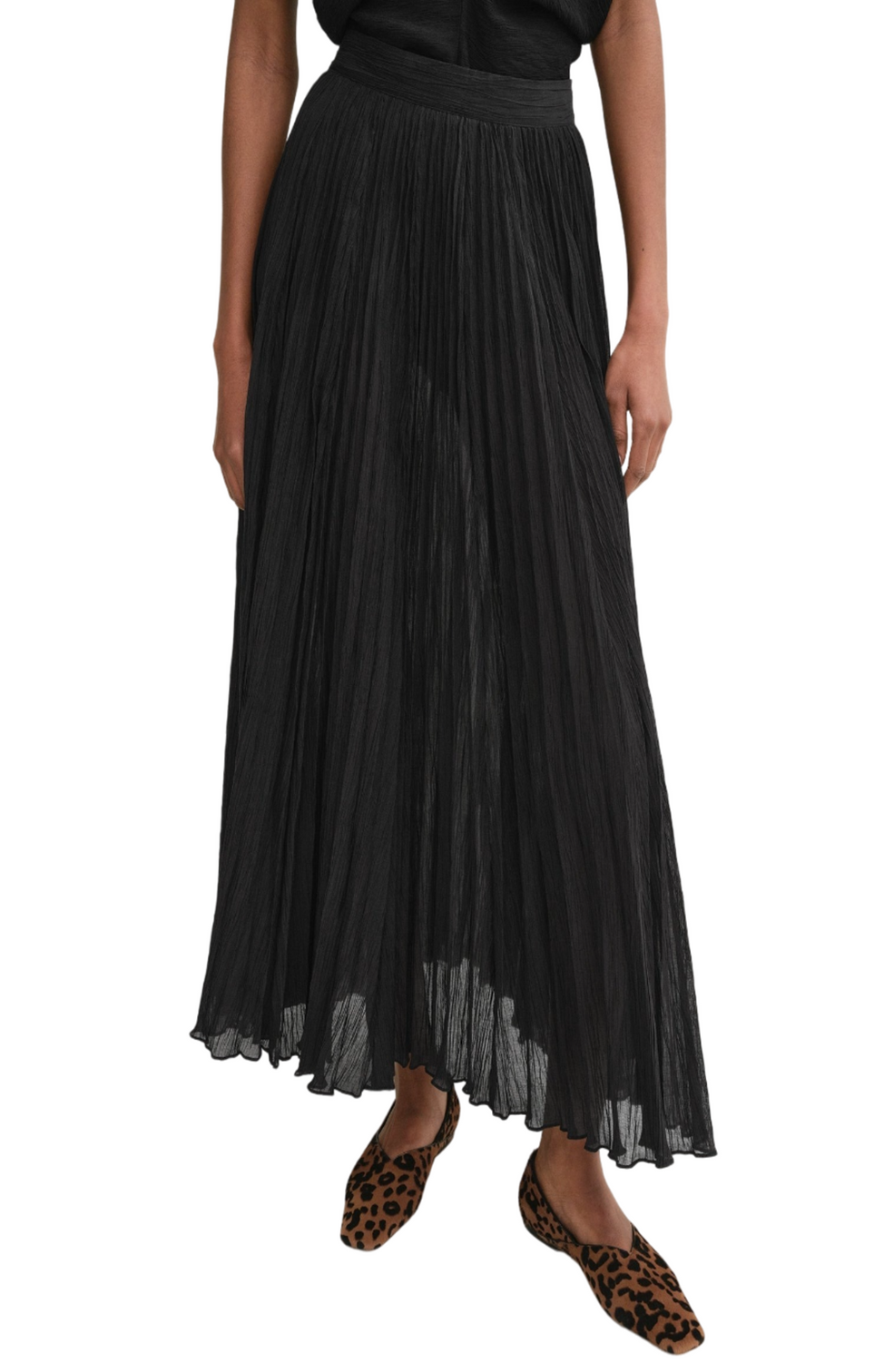 Crinkled plissé skirt black